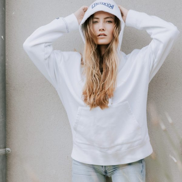 Sweat shirt à capuche blanc