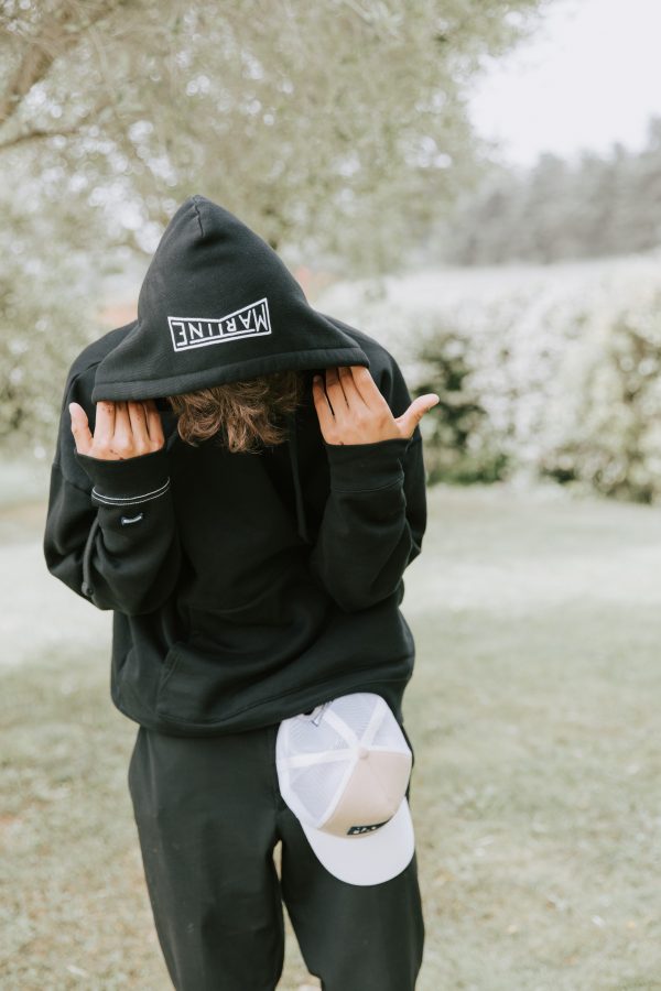 Sweat shirt à capuche noir Sweat shirt à capuche noir